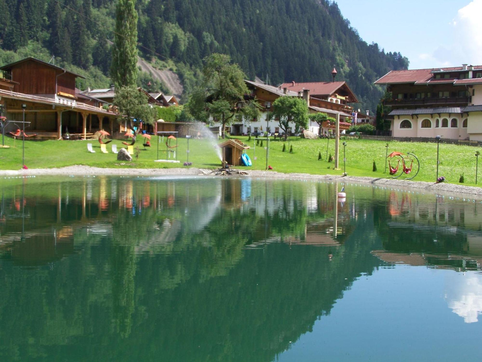 Pension Holzknechthof Am See Neustift im Stubaital Exterior photo