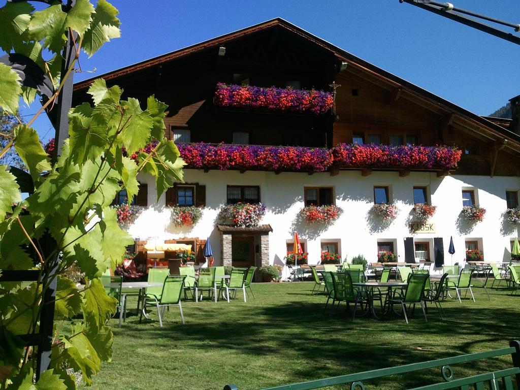 Pension Holzknechthof Am See Neustift im Stubaital Exterior photo