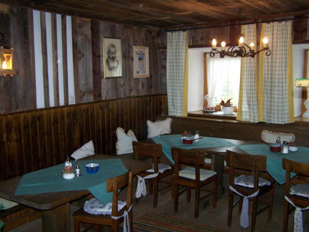 Pension Holzknechthof Am See Neustift im Stubaital Exterior photo